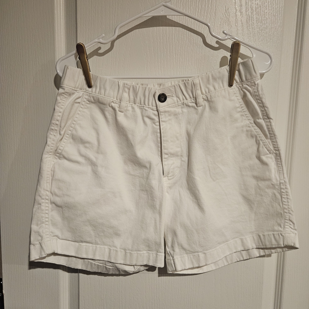 BEARBOTTOM CLOTHING Casual White Flat Front Women's Outdoor Shorts Size Medium